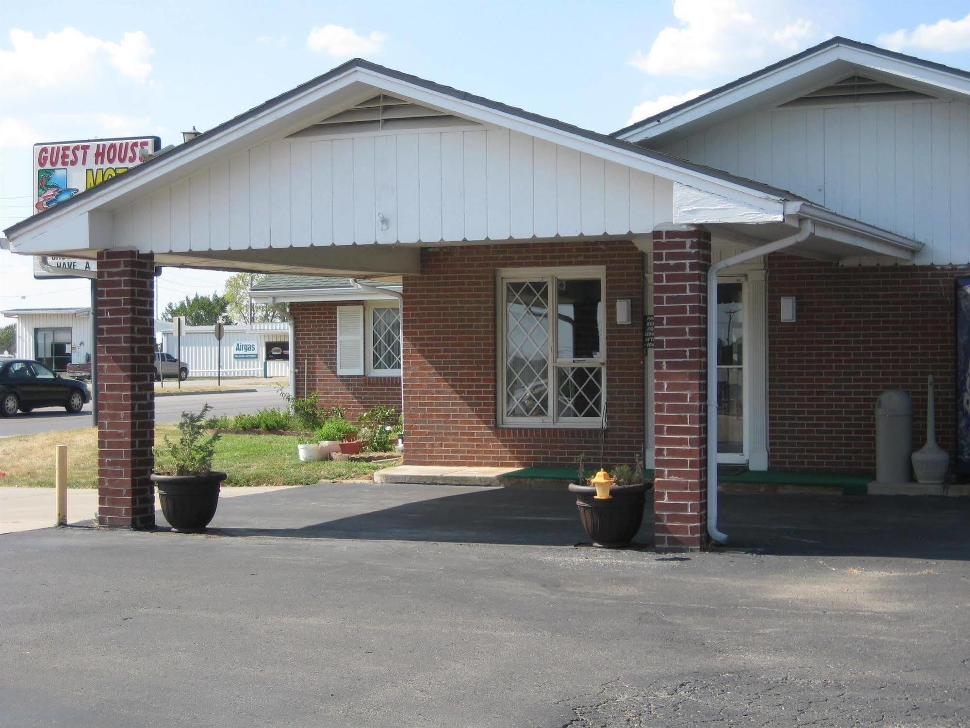 pensión Motel Chanute Exterior foto