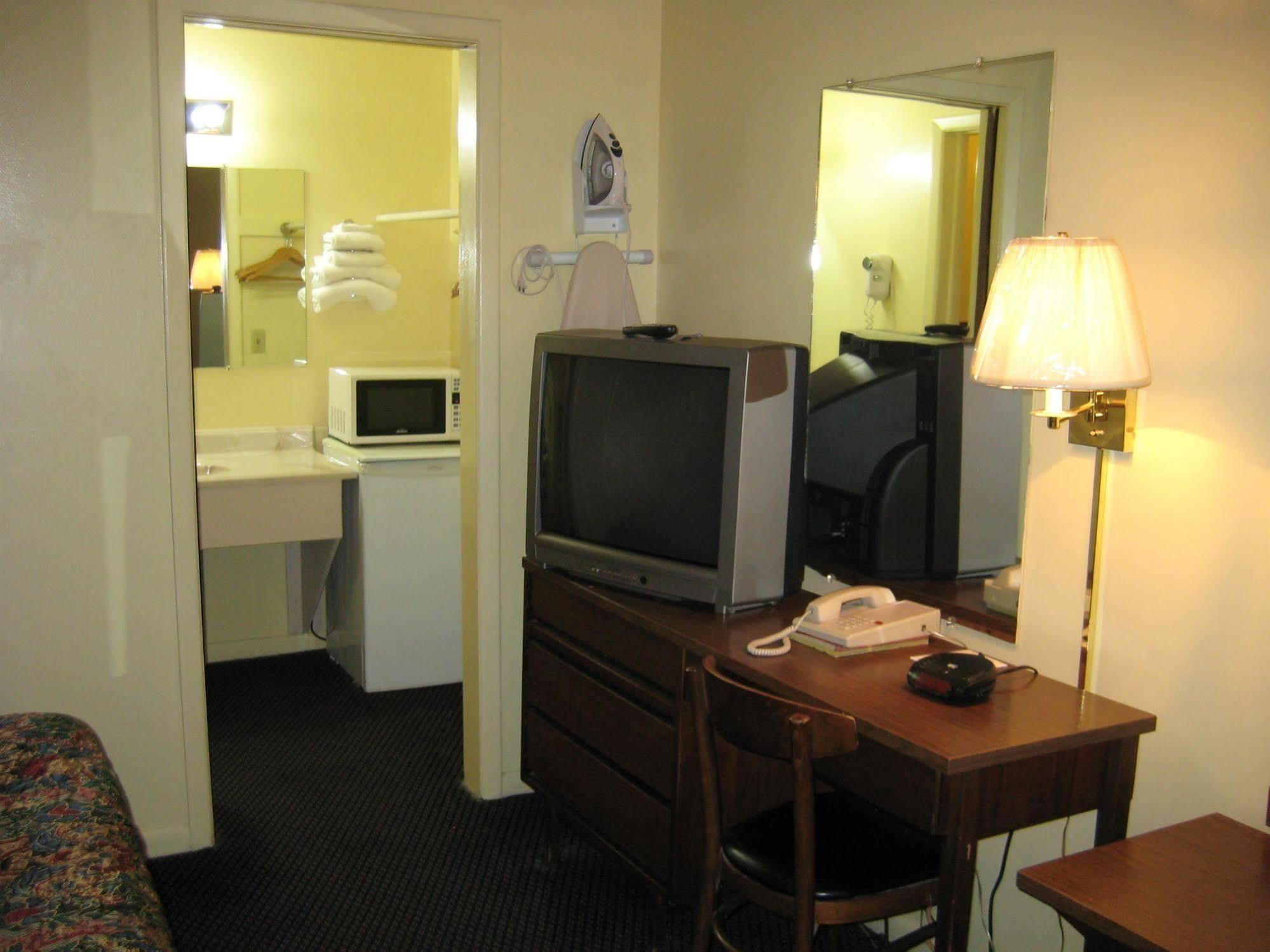 pensión Motel Chanute Habitación foto