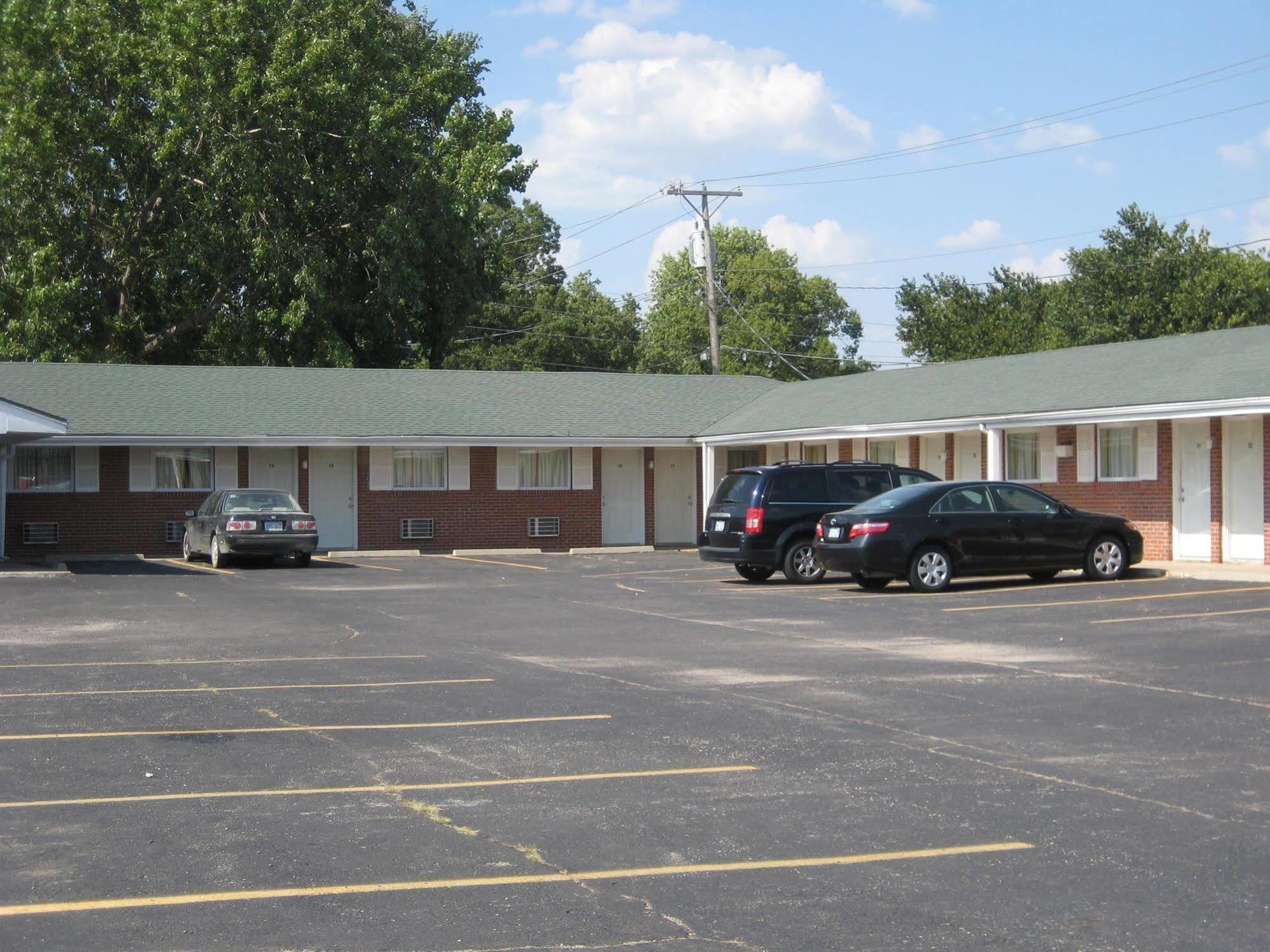 pensión Motel Chanute Exterior foto